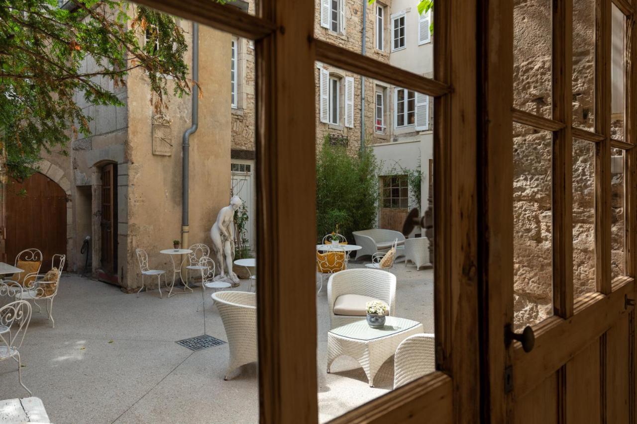 Les Remparts Hotels Et Demeures Historiques Бон Экстерьер фото