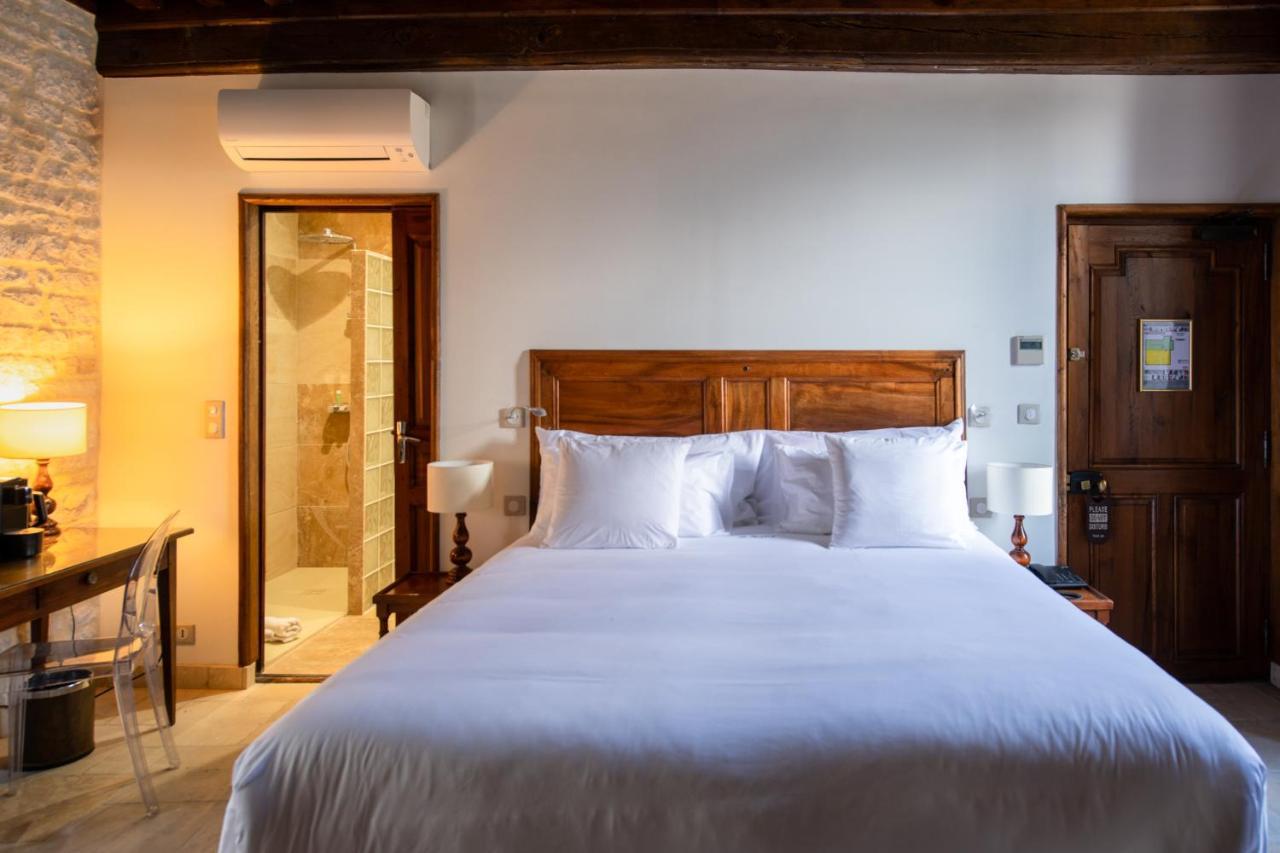 Les Remparts Hotels Et Demeures Historiques Бон Экстерьер фото