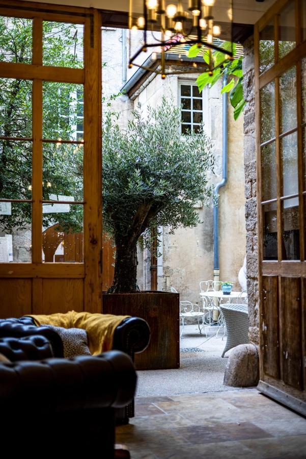 Les Remparts Hotels Et Demeures Historiques Бон Экстерьер фото