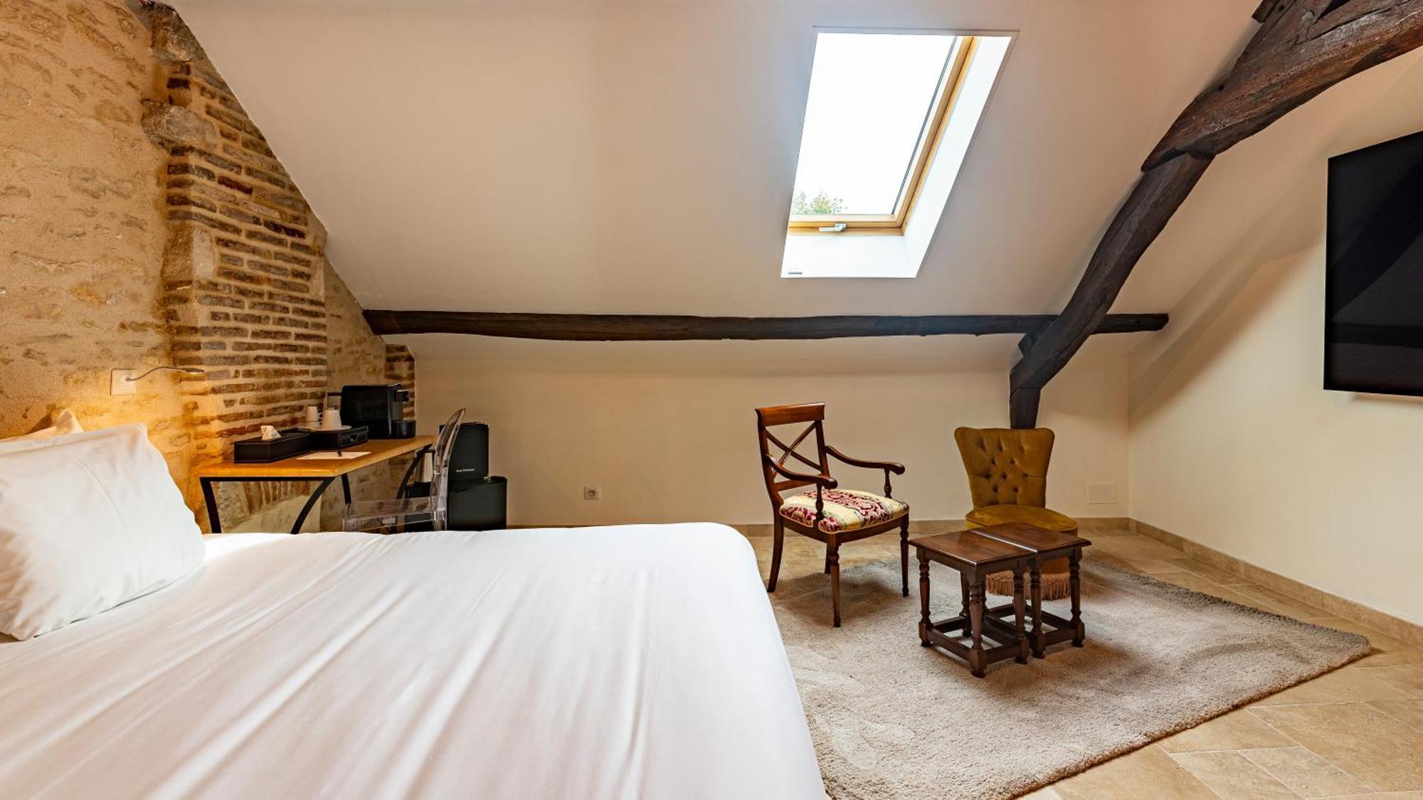Les Remparts Hotels Et Demeures Historiques Бон Экстерьер фото